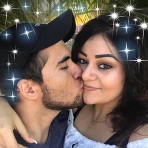 Meet your Posher, Aracely